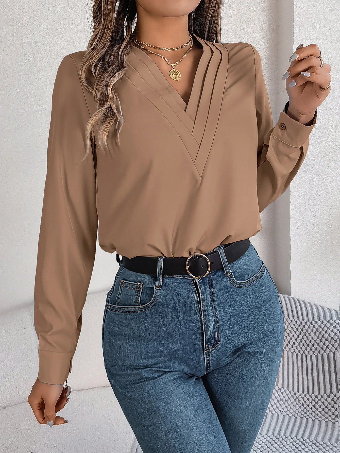 VigoCasey 2025 Spring White Long Sleeve T-shirt Elegant Women V Neck Solid Shirt Top Autumn Office Lady Pullover Tops Clothing