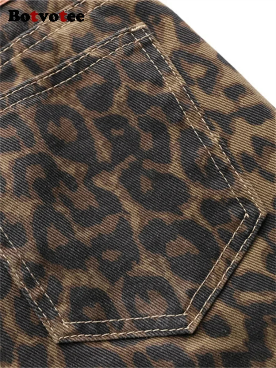 Botvotee High Waisted Leopard Print Jeans for Women Y2k Retro Streetwear Denim Pants Hip Hop Straight Wide Leg Baggy Jeans